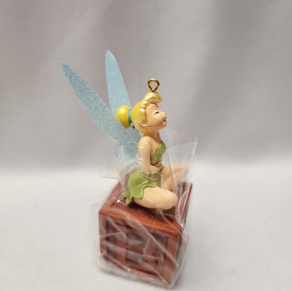 2005 Hallmark Keepsake Disney Tinker Bell Ornament - Picture 8 of 11